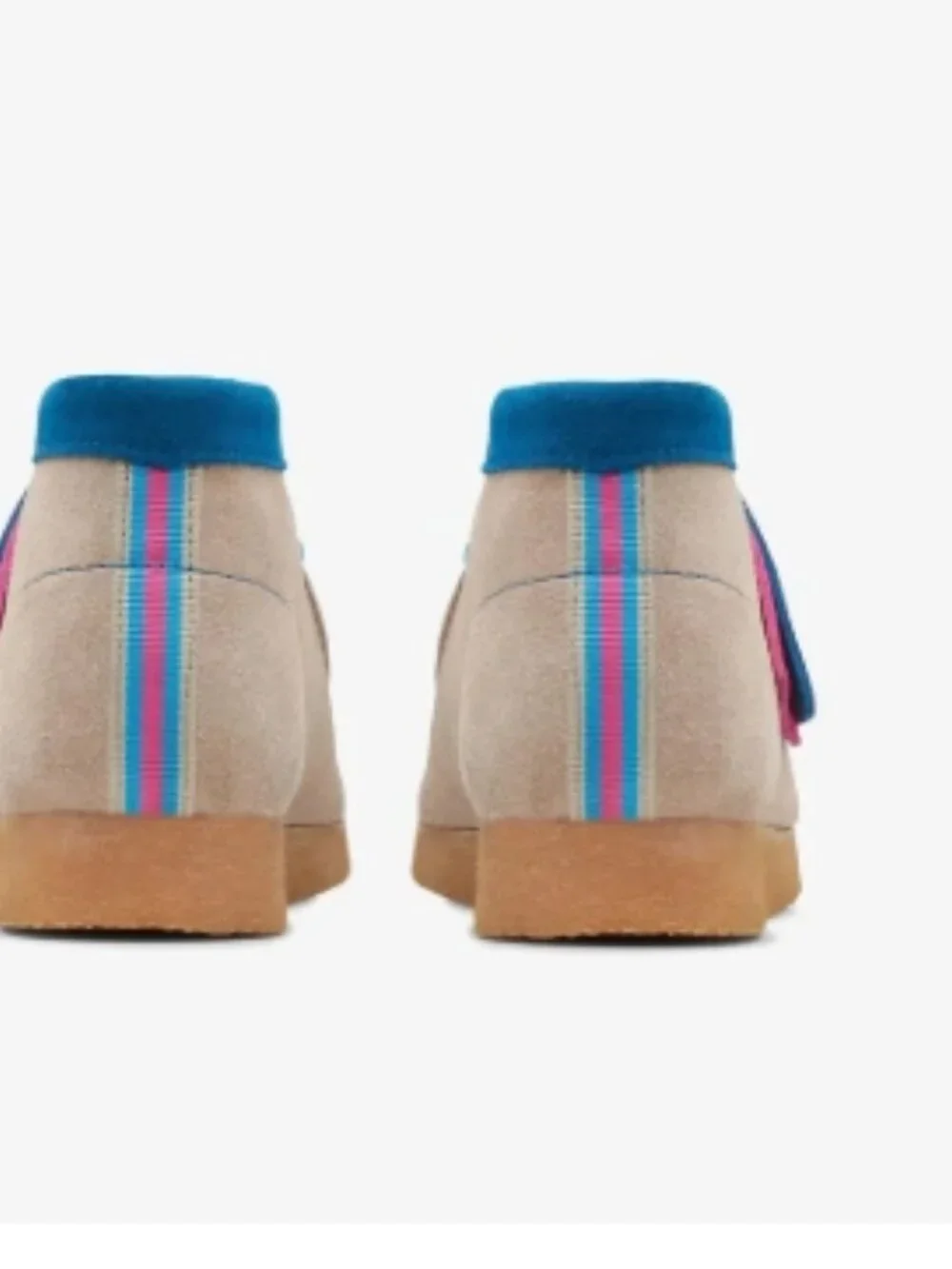 NWT CLARKS Wallabee Bootie Kid Sand Comb Suede LEATHER Boots